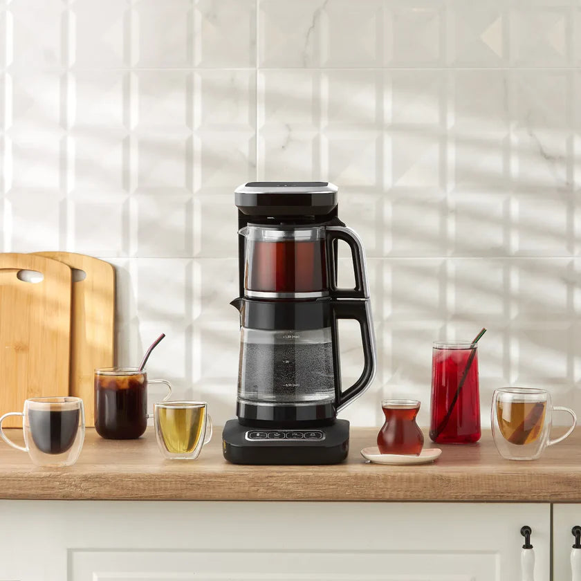 Karaca Çaysever Robotea Pro 4 in 1 Sprechende Automatische Glas-Teemaschine, Wasserkocher und Filterkaffeemaschine