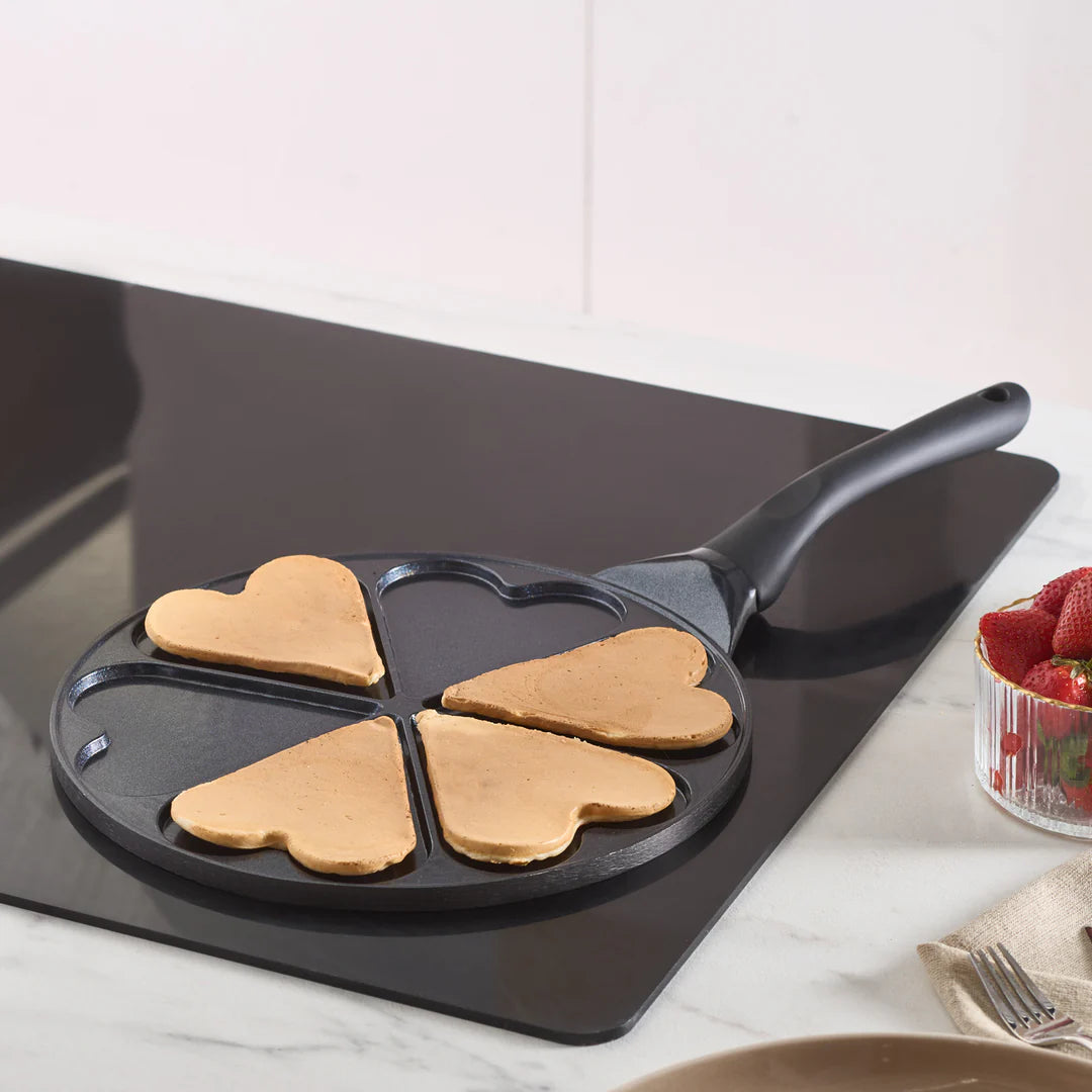 Karaca Fluffy Love Antihaft-Pfannkuchen Pfanne mit Induktionskeramikbeschichtung, 26 cm
