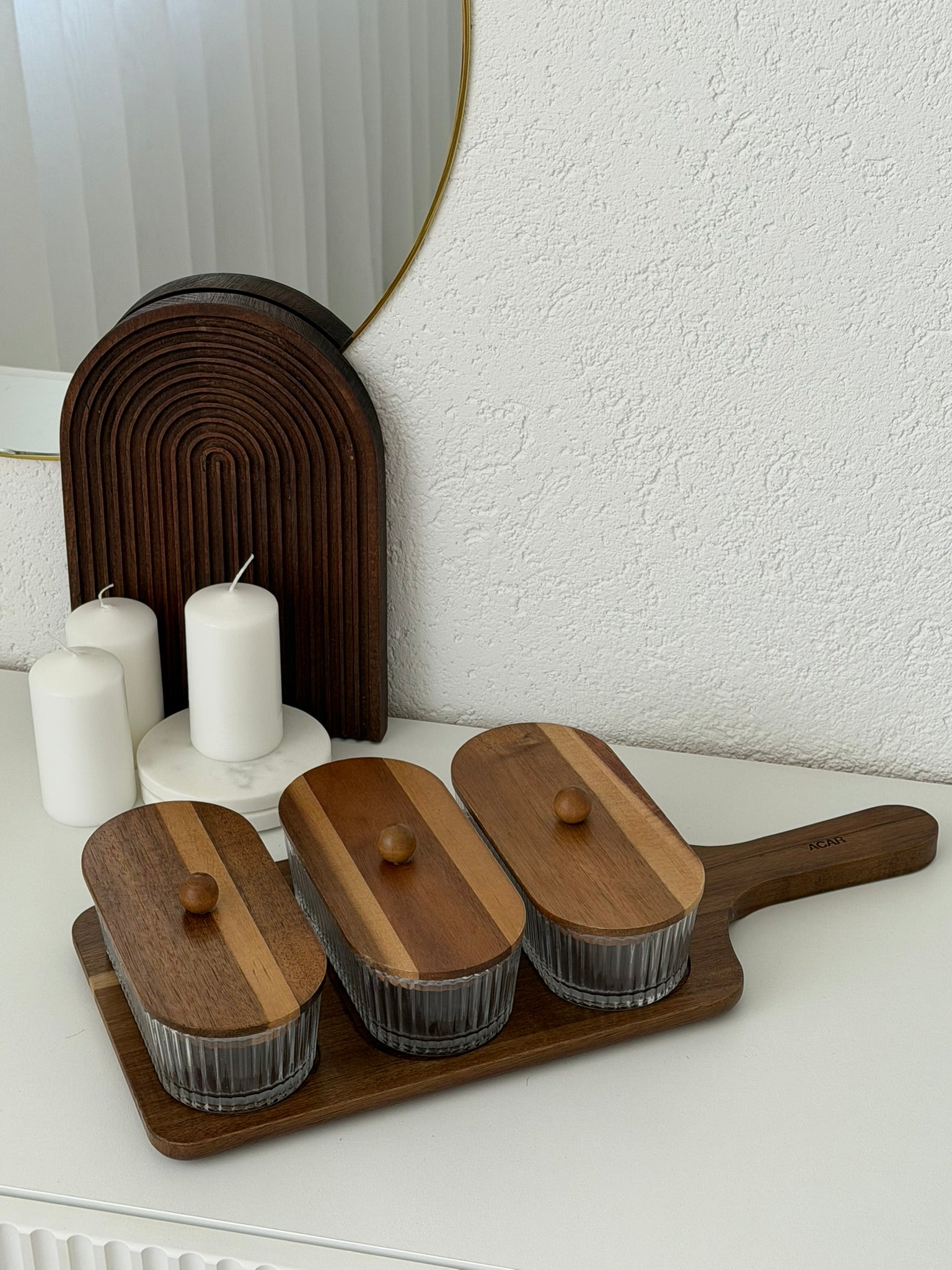 Gemmy Servierbrett & Snackbehälter Set aus Akazienholz